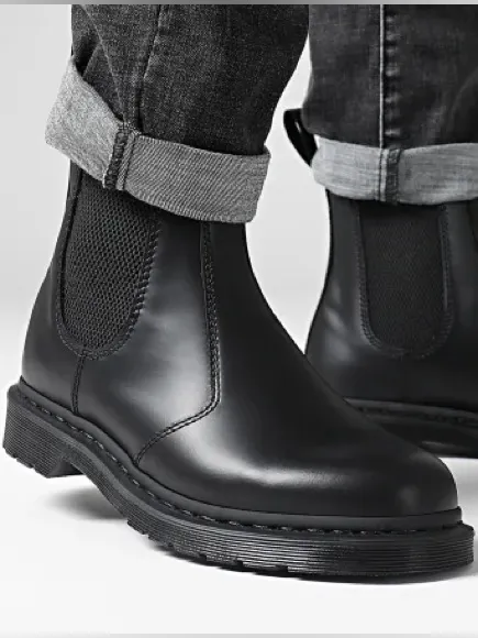 Dr. Martens 2976 Mono Chelsea Smooth Leather Ankle Boots - Image 4