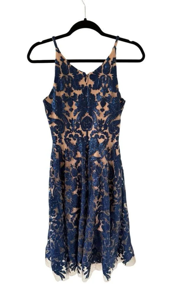 Dress the Population Blair Dress in Navy/Nude - Image 5