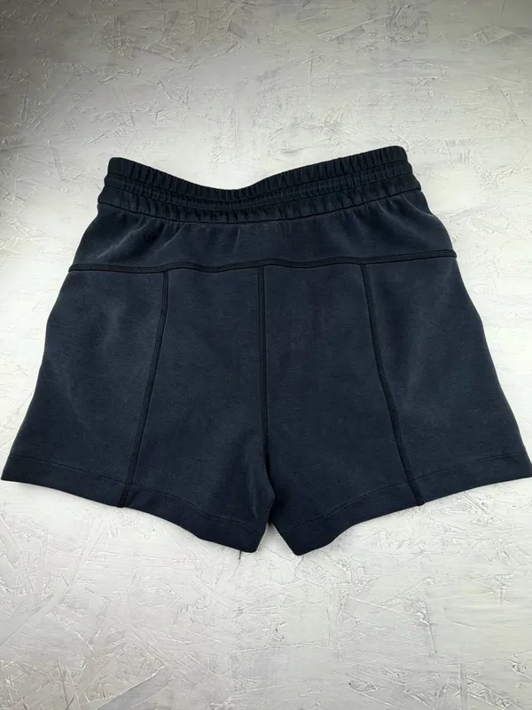Lululemon Softstreme Lounge Shorts Gray Size 4 High Rise Comfort‎ - Image 2