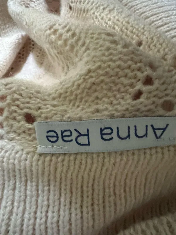 Crochet polo sweater Tan - Image 4