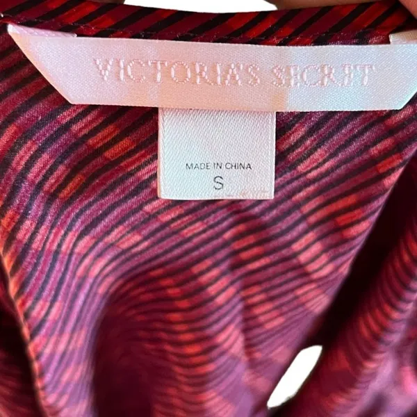Victoria's Secret Top - Image 4