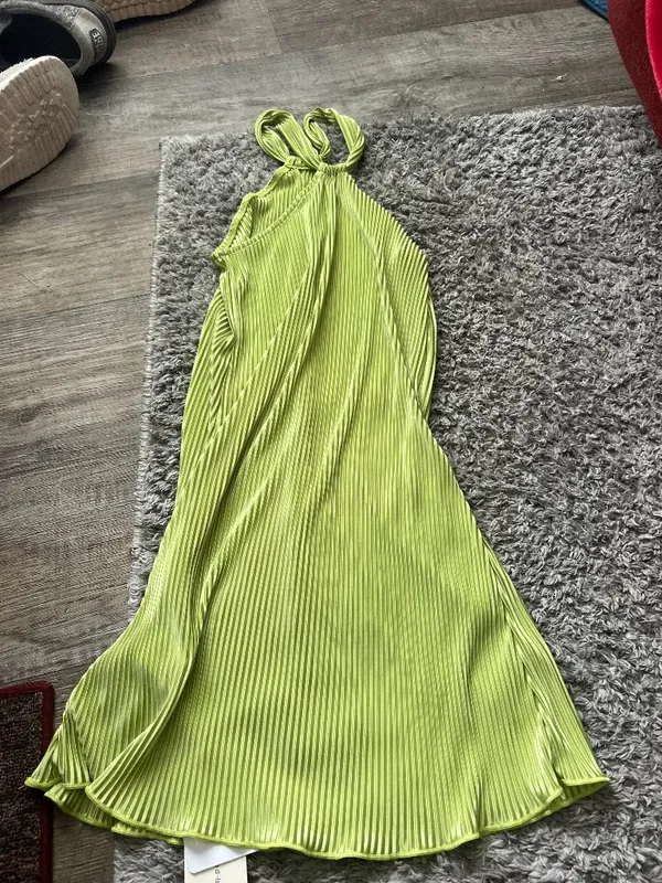 NWT Commense Plisse Halter Short Dress size small - Image 2