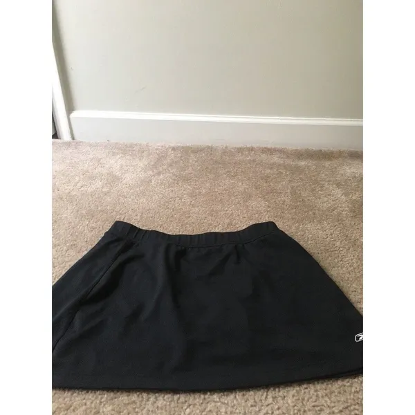Reebok Women's Skort Skirt Shorts Size Medium Black Activewear - Image 5
