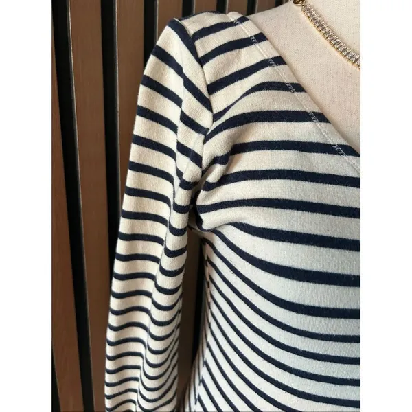 Abercrombie and Fitch striped black-and-white long sleeve dress size small - Image 2