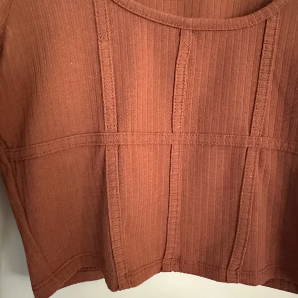 Pacsun brown ribbed long sleeve knit crop top small - Image 2