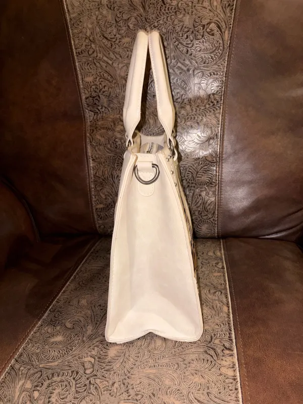 Cream and Brown Wranglers Handbag - Image 2