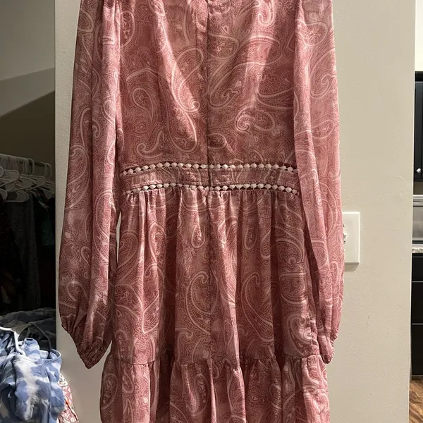 Aje Pink Plunge Neck Tiered Midi Dress - Image 3