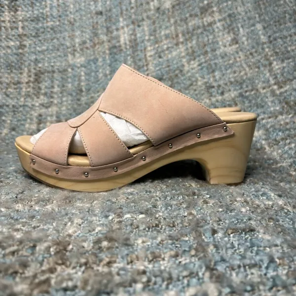 Five Worlds By Cordani Zafira Wooden Clog Sandal in Pink Nubuck Leather - Image 3