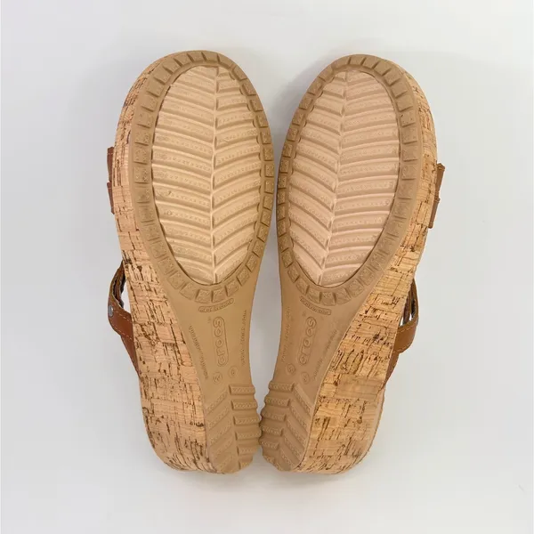 Crocs A-Leigh Leather Cork Wedge Sandals Brown Strappy Slip On Womens 8 Comfort - Image 9