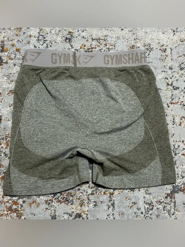 GYMSHARK flex shorts marsh green Medium - Image 2