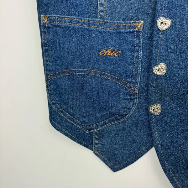Vtg Chic Denim Western Vest Dark Wash Heart Buttons Sz Medium - Image 6