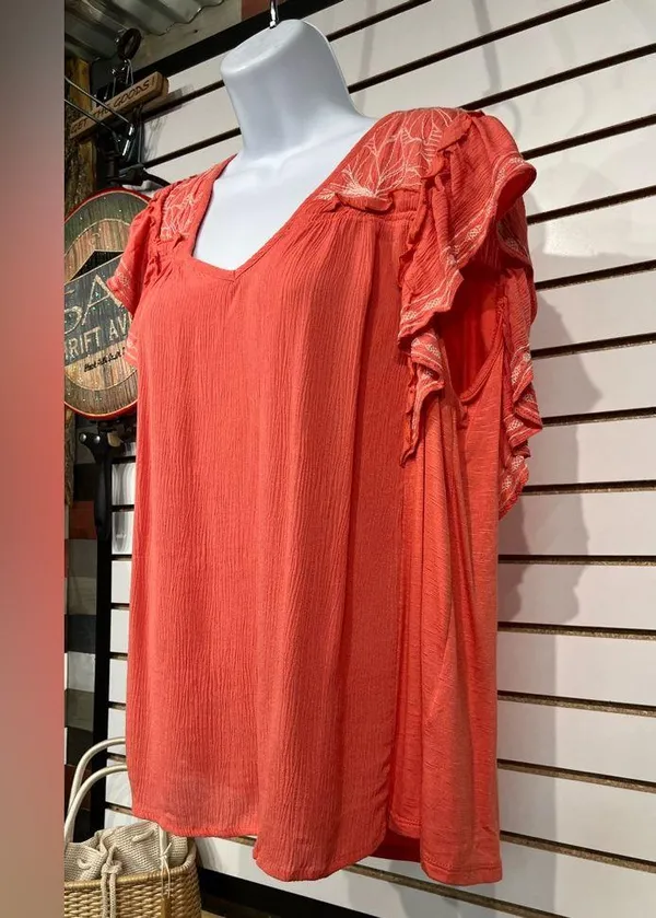 Knox Rose Coral Blouse with Ruffle Sleeves like new - Image 3