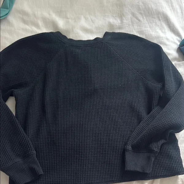 Old Navy Black Sweater Women’s - Image 3