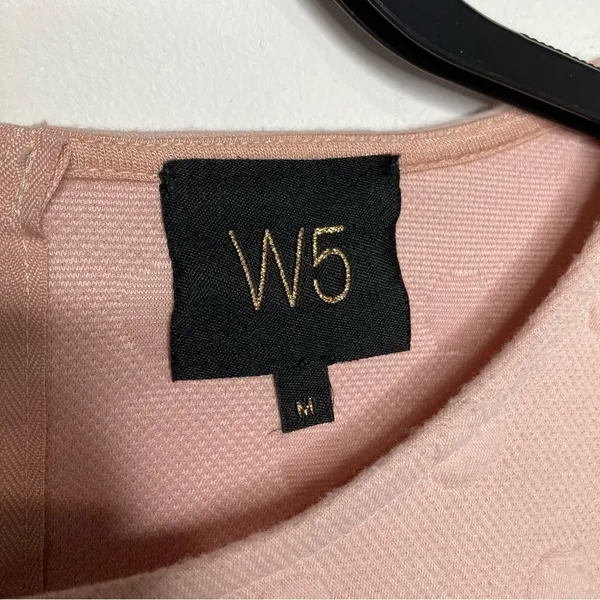 Anthropologie W5 blush textured dot top size medium‎ - Image 2