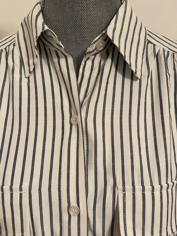 Max Studio White Shirt with Vertical Black Stripes Size L - Image 7