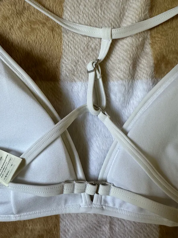 Abercrombie and Fitch White Bathing Suit Top - Image 4