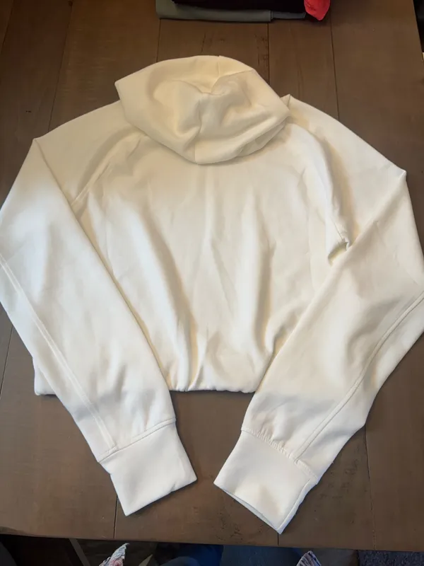 Juicy Couture Size Small White Rhinestone Cropped Hoodie - Image 4