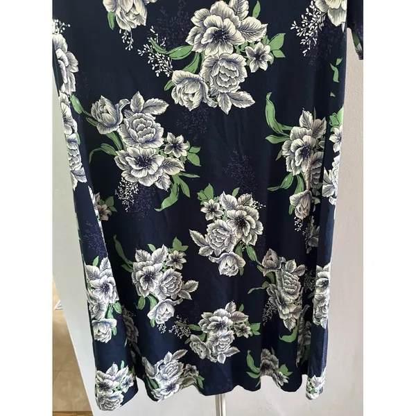NWT Loft Outlet Women's Navy Blue White Flowers‎ Short Sleeve Dress Size Small - Image 3