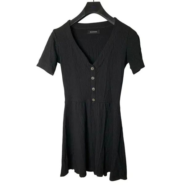Reformation Cardinal ribbed knit short sleeve mini dress black size large - Image 2