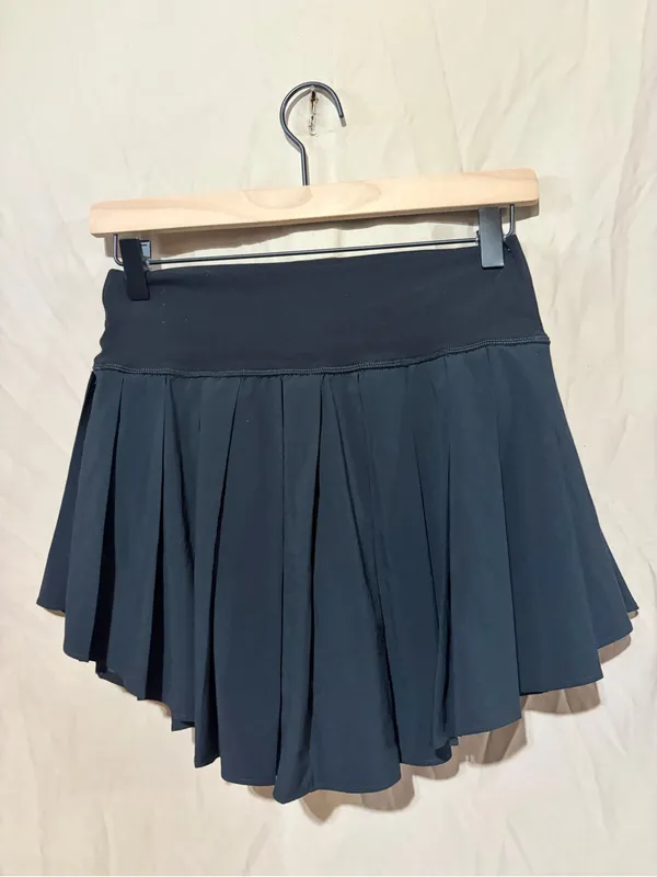 Aerie skirt - Image 2