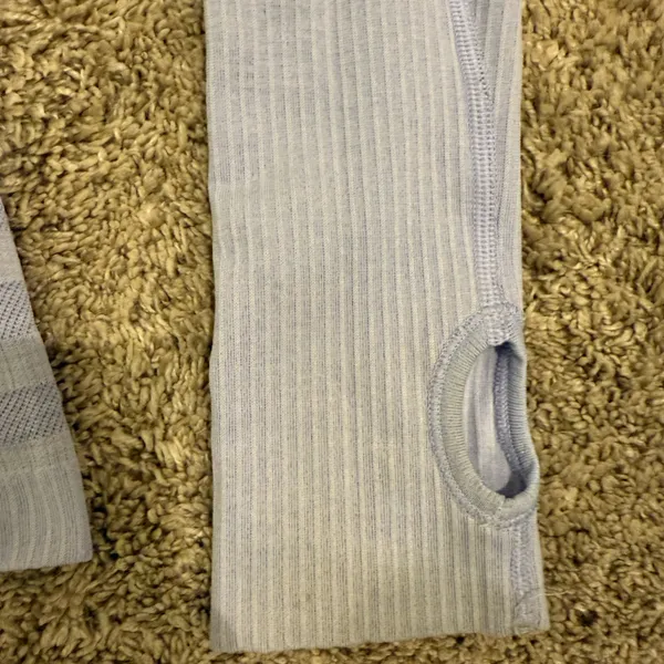Light purple Lululemon long sleeve - Image 5