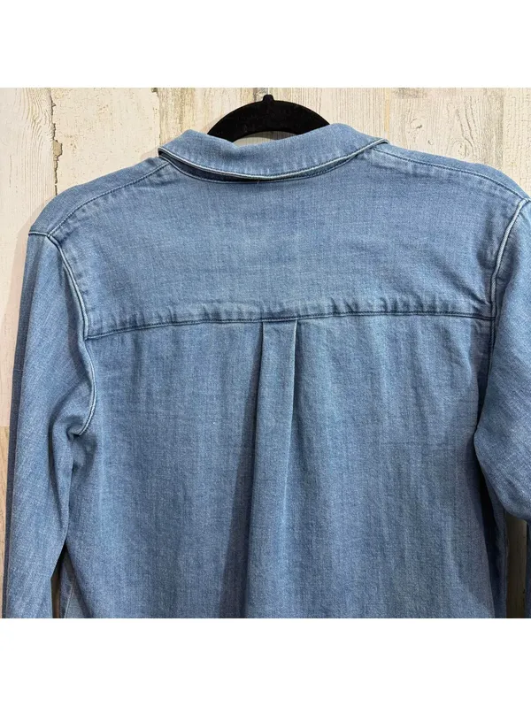 Universal Threads Women’s Small Blue Denim Button Down Shirt Long Sleeve - Image 11