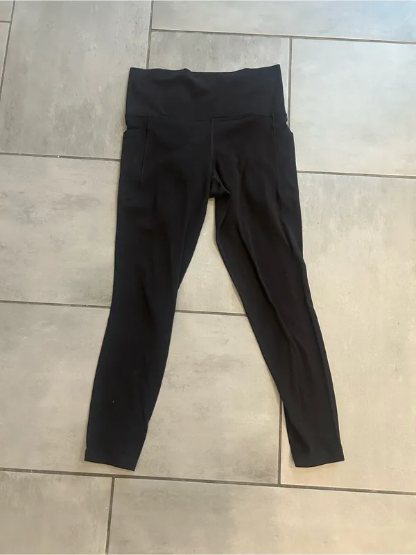Athleta Salutation Stash High Rise 7/8 Legging — Black - Image 2