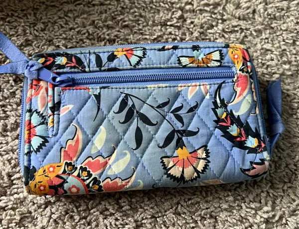 Vera Bradley Wallet - Image 2