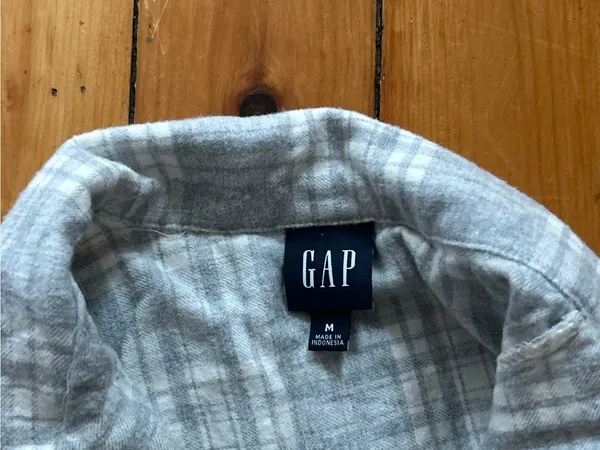 Gap flannel gray white cotton pajama top button down long sleeve medium - Image 2