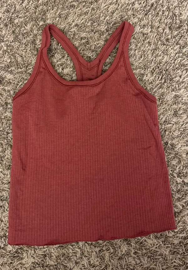 Lululemon Tank top  - Image 4