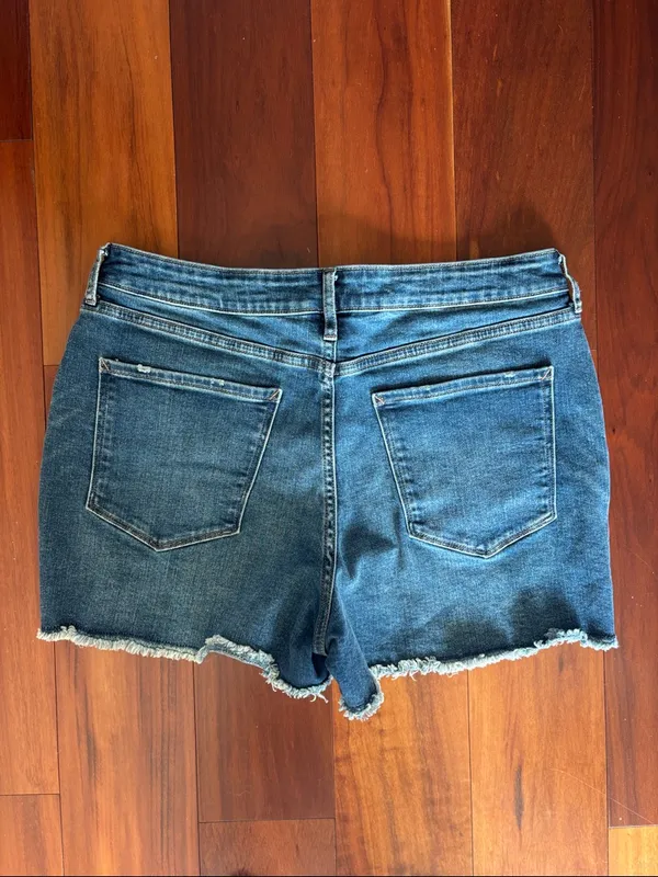 A.N.A Denim cutoffs - Image 8