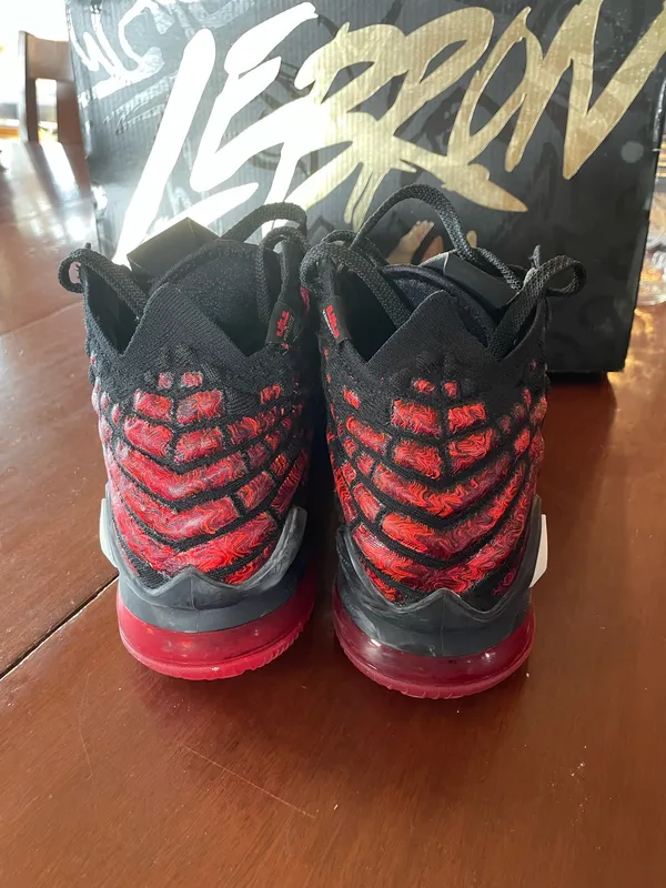 Nike LeBron Basketball Shoes XVII - Image 4