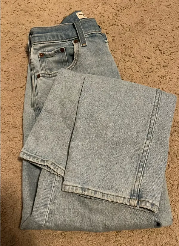 Abercrombie High-Rise Jeans - Image 5