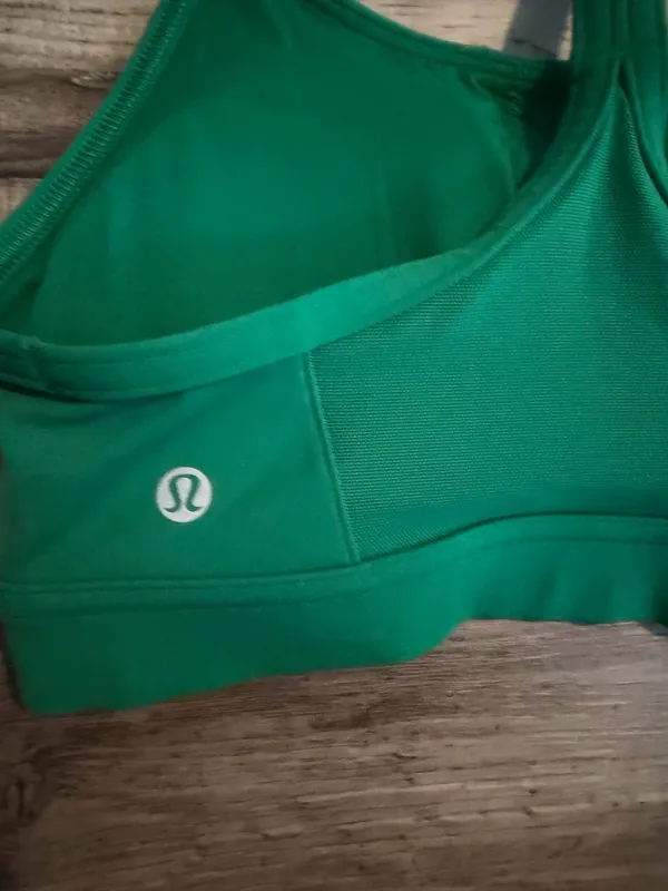 Lululemon Flow Y Med Support Sports Bra B/C Raceway Green 4 NWT - Image 3