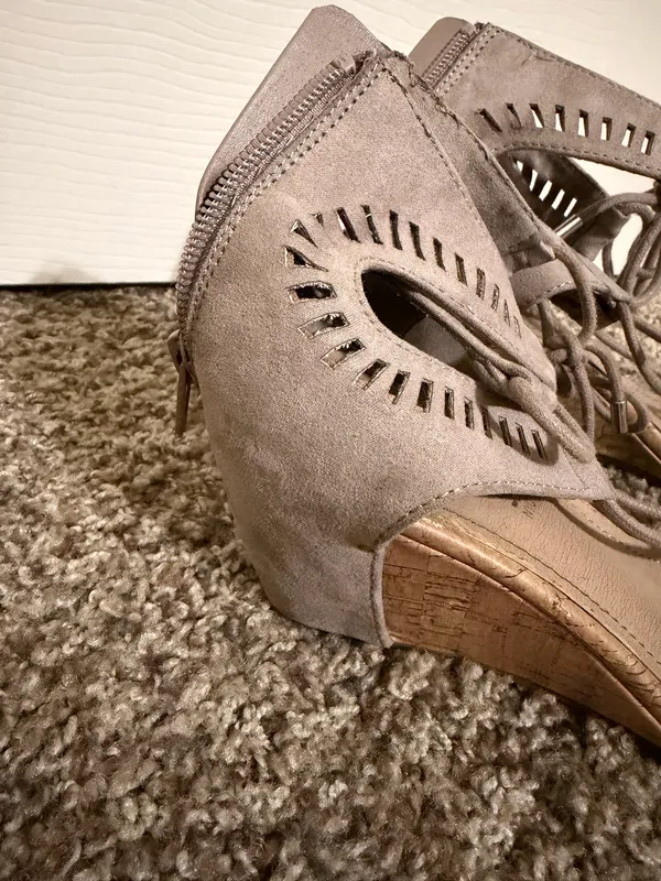 Steve Madden nyc heeled sandals - Image 3
