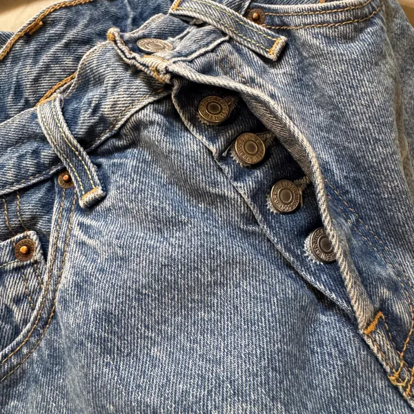 Levis 501 Original 150th Jeans Heart Patch Blue Denim W25 L30 High Rise Straight - Image 10