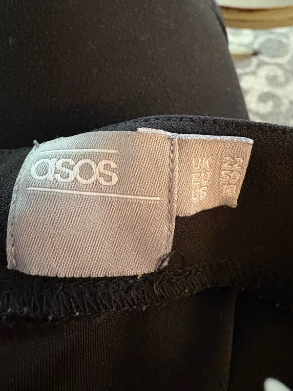 Asos size 18 black off the shoulder jumpsuit - Image 8