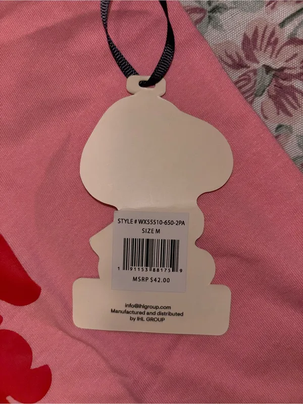 Peanuts Pink Graphic Tee with Snoopy Beach Scene Size M - Image 2