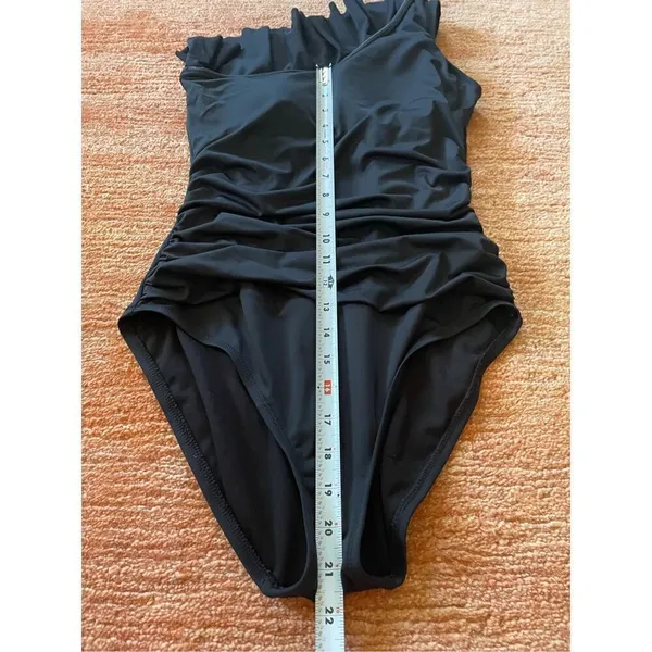 Hilor Black One Shoulder One Piece Swimsuit Women's Great Condition Size S-M - Image 6