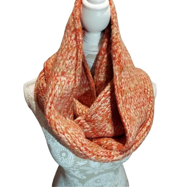 NWT Frye & Co Orange Tan Cream Knit Infinity Scarf Cozy Winter Wrap OS - Image 3