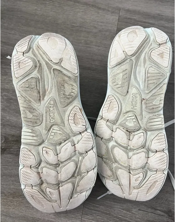 Hoka Clifton 10 Running Shoes - Image 5