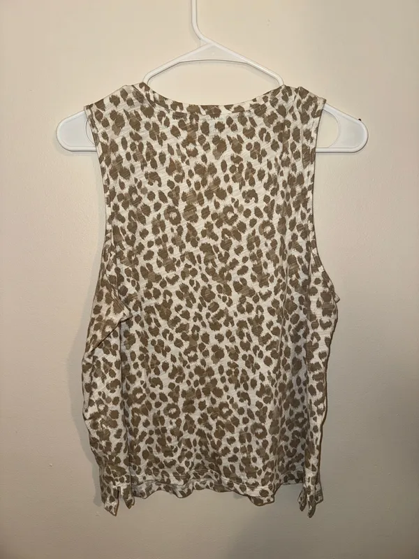 Old Navy Leopard Tank Top - Image 3