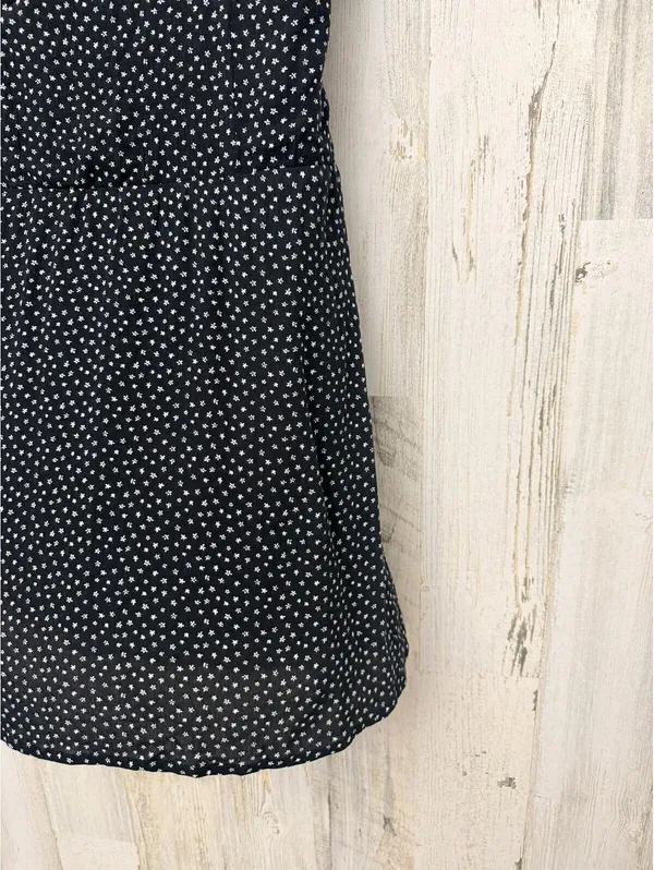 L.A. HEARTS Womens S Black White Ditsy Floral Puff Dress - Image 5