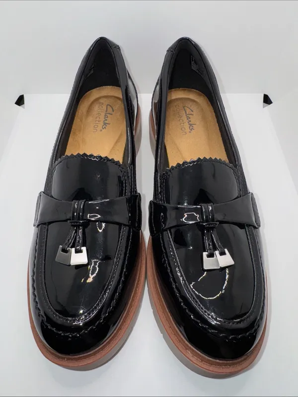 Clarks Westlynn Bella Black Patent Loafers Women's Size 8.5 - Image 5