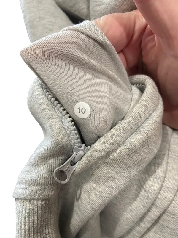 Lululemon Karmacollected Jacket Heathered Light Gray Size 10 Athleisure Workout - Image 4