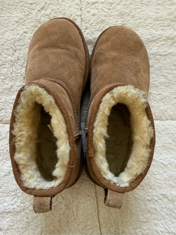 UGG Classic Mini Chestnut Suede Ankle Boots Size 7 Sheepskin Lined Winter Shoes - Image 8