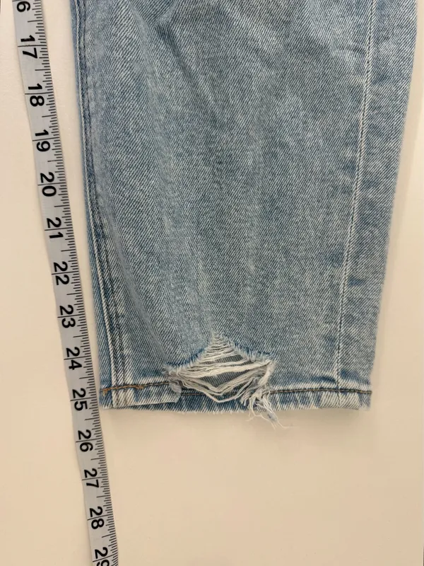 American Eagle Curvy Mom Jeans Light Wash Ripped High Rise 10 Short - Image 9