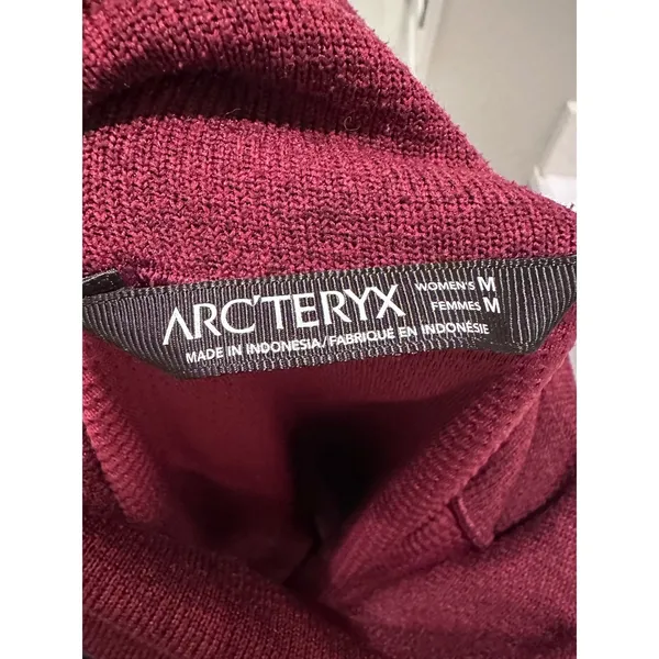 Arc'teryx Red Mock Neck Laina Knit Sweater Size‎ Medium - Image 3