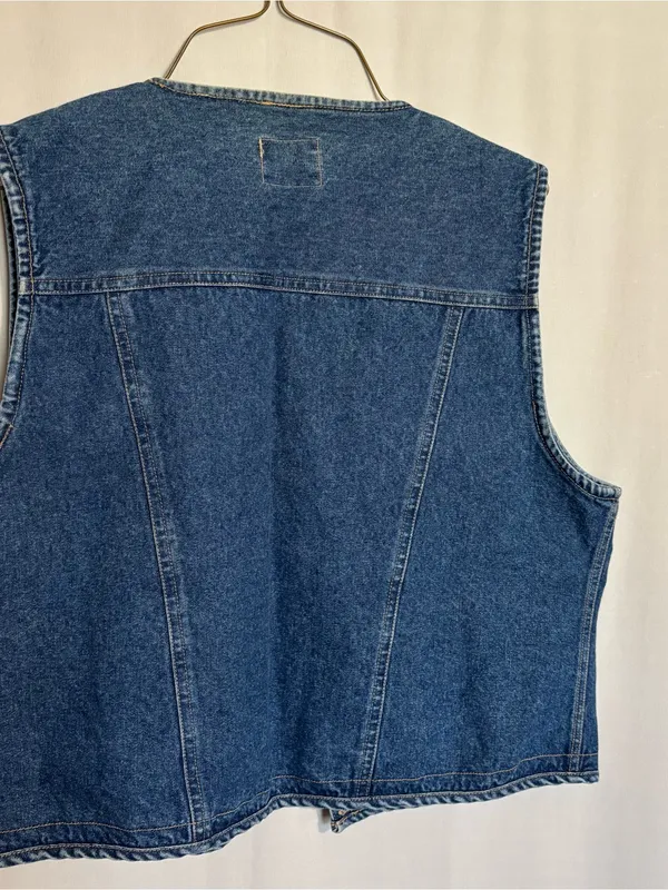 Vintage G.H. Bass & Co. Medium Blue Denim Vest with Front Pockets - Image 4