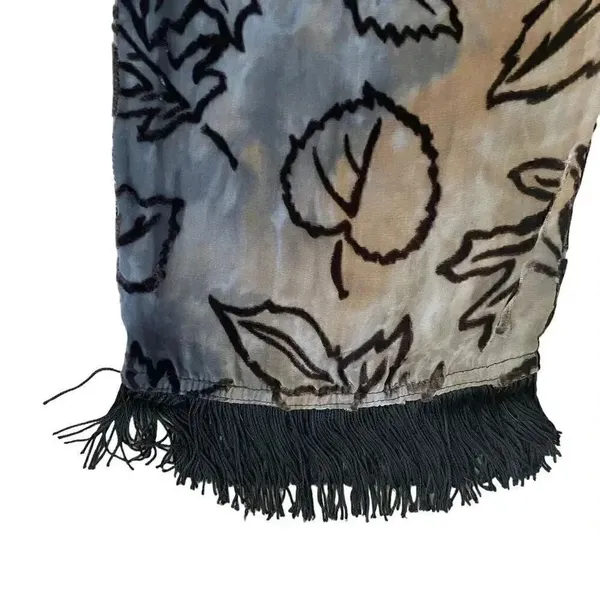 Ladies Velvet Double Sided Leaves Print Soft Long Fringe Scarf One Size - Image 8